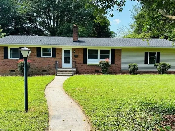 702 Trail One, Burlington, NC 27215