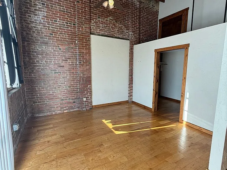 601 N National Ave #223 — Photo 4