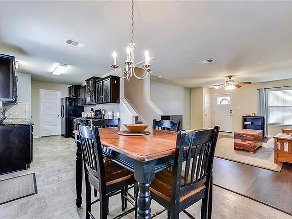 5th image of 120 Hawkins Ct
