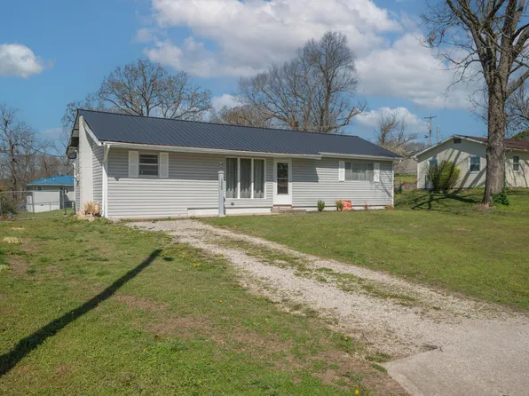 1620 Presley Drive, Cassville, MO 65625