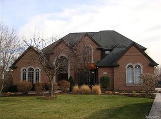 2483 Ashford, Rochester Hills, MI 48306