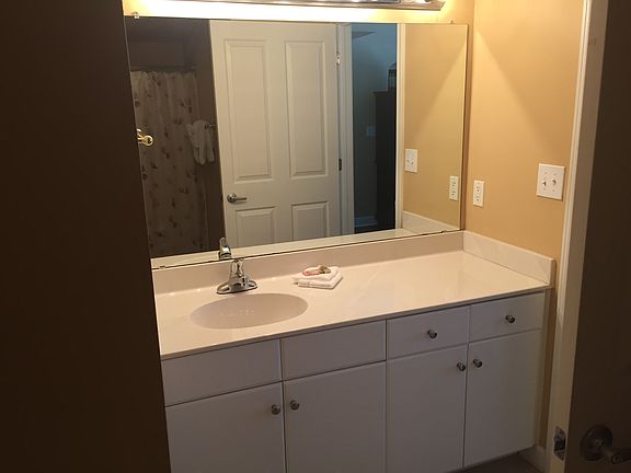 5th image of 9900 Thomas Dr Unit 1418