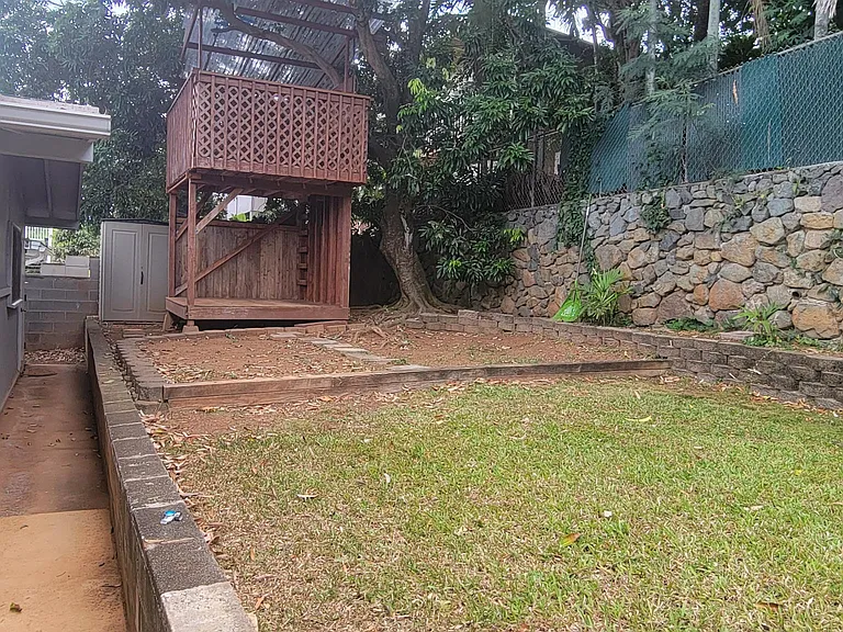 1327 Keolu Dr #B — Photo 28