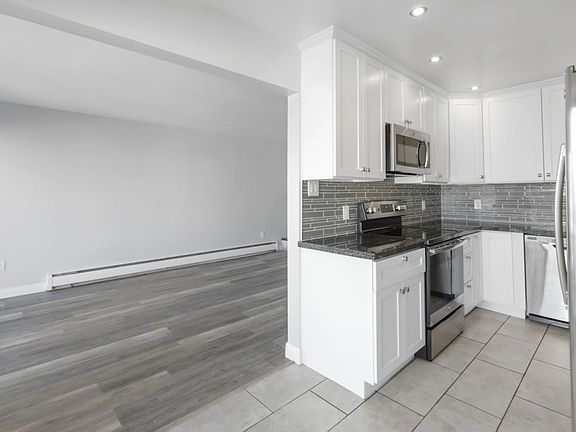 5th image of 1611 Vallejo St APT 203