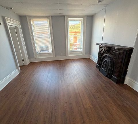 2nd image of 2265 Old 6th Ave APT 2