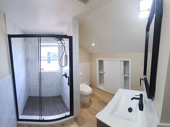 5th image of 254 W High St Floor 2