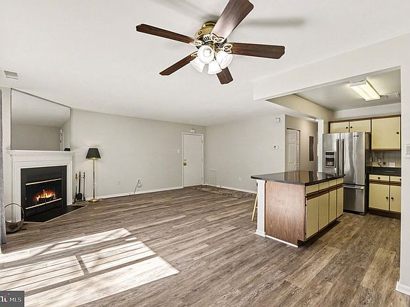 3rd image of 49 Ashlar Hill Ct #49