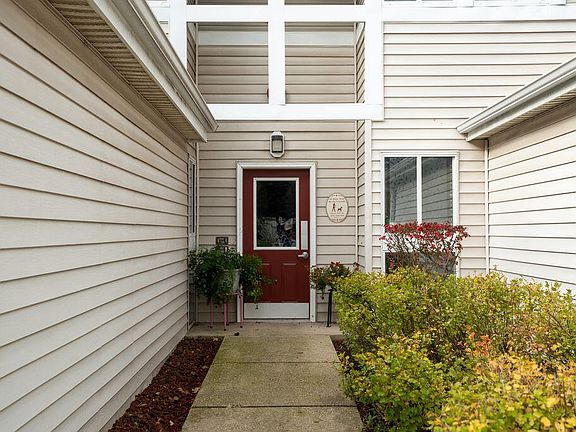 4th image of 849 W Puetz ROAD #42