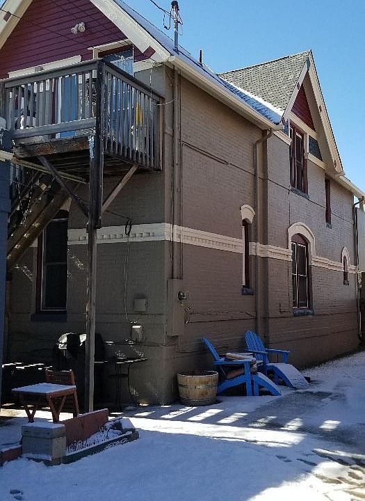 1st image of 292 S Lincoln St #2