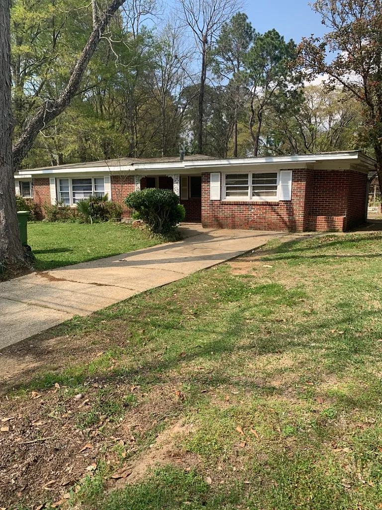 Beaumont Dr 1419 (RD) - 1419 — Photo 1