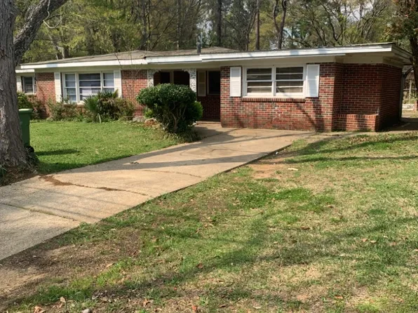 1419 Beaumont Dr, Montgomery, AL 36111