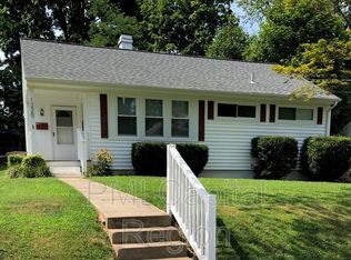 1220 Highwood Rd, Rockville, MD 20851