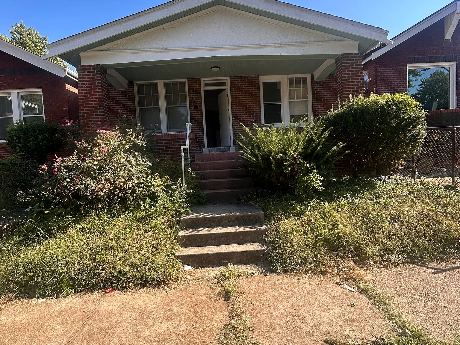 3 bed, 1196 sqft, $1,195 — Photo 1