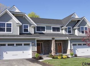 106 Lorenzo Dr, Troy, NY 12180