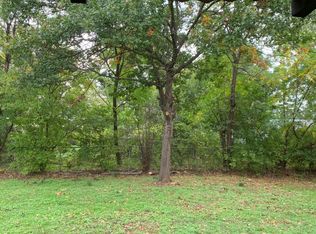 1308 Johns Dr, Euless, TX 76039