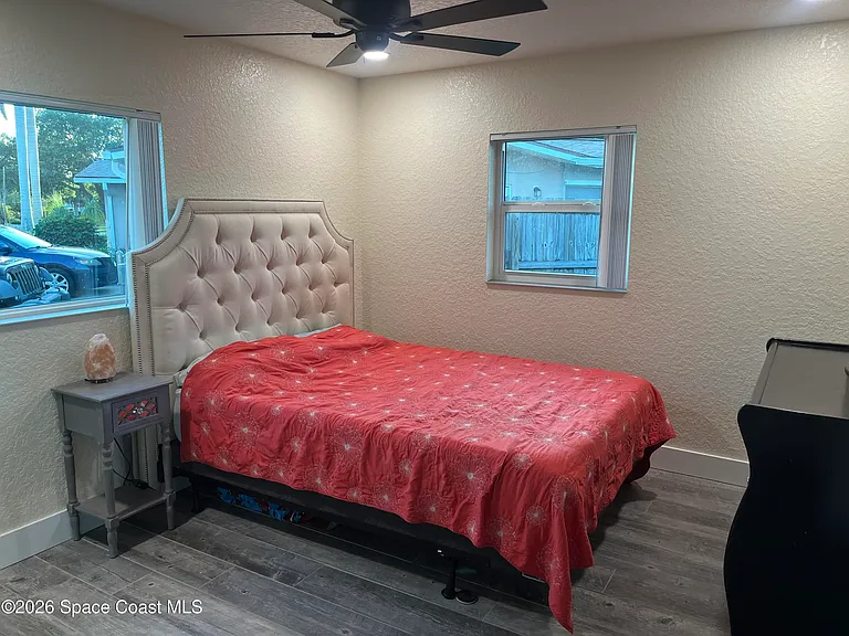 402 Amherst Ave — Photo 10