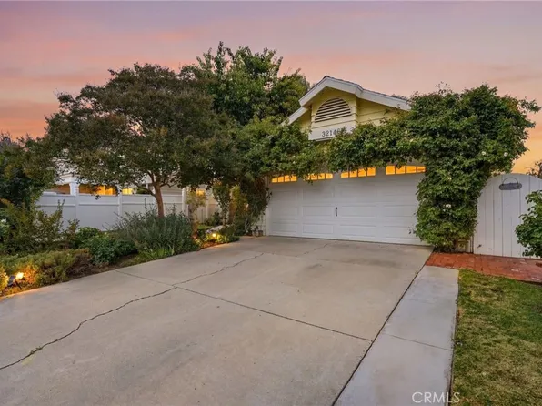 32146 Green Hill Dr, Castaic, CA 91384