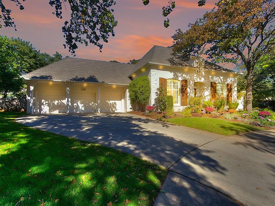 1st image of 2709 Portofino Pl