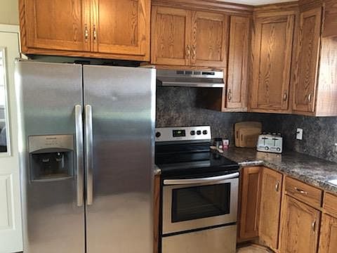 5th image of 102 Allan Dr
