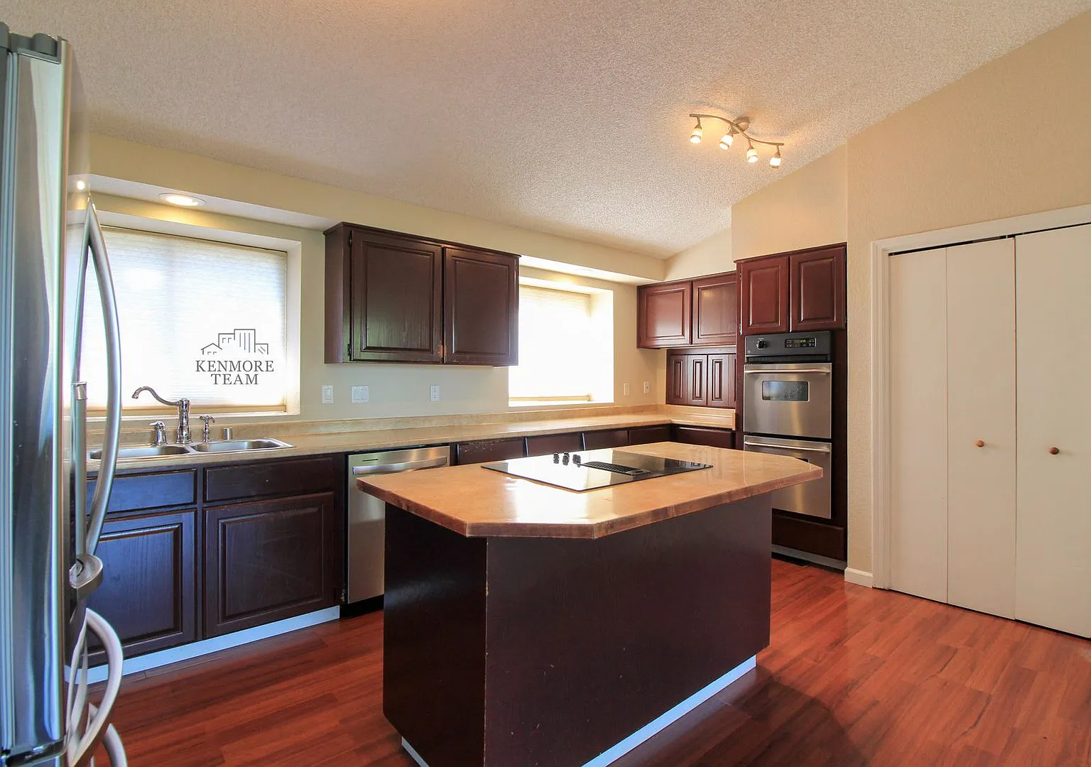 5 Bedroom, 3 Bath Home in Kennewick — Photo 3