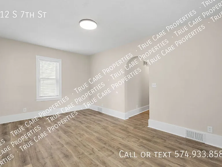 212 S 7th St — Photo 4