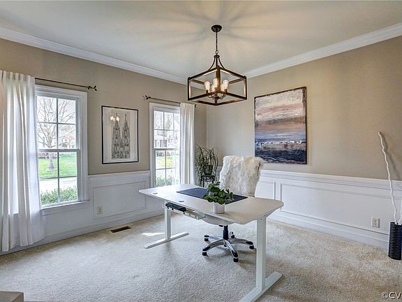 5th image of 9084 Lunette Ln
