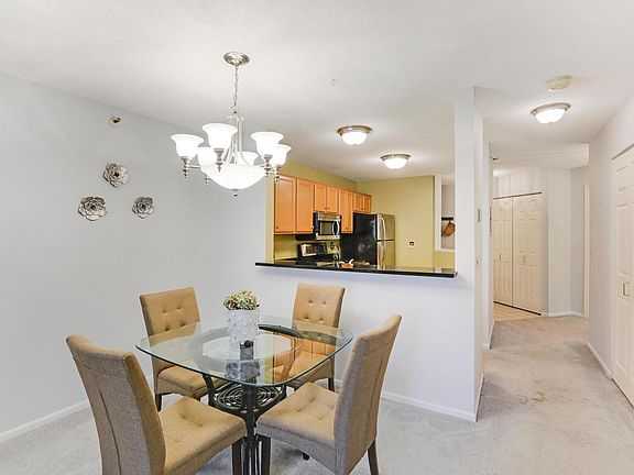 5th image of 7631 Edinborough Way APT 5114