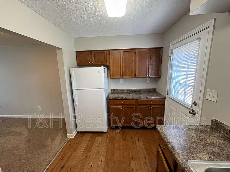 520 S Pike St — Photo 8