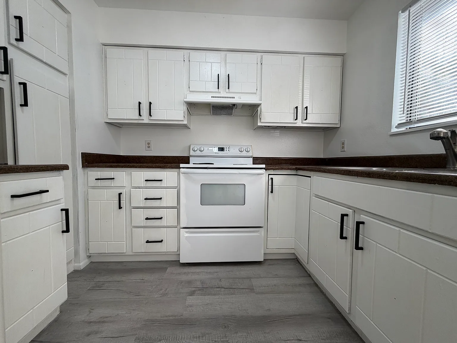4 bed, 2000 sqft, $2,100 — Photo 4