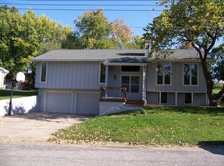 1008 Wingate Dr, Boonville, MO 65233