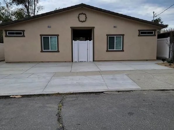 9388 Olive St Unit 3, Fontana, CA 92335
