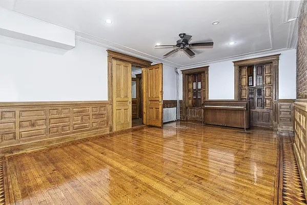 Rented by R New York | media 15