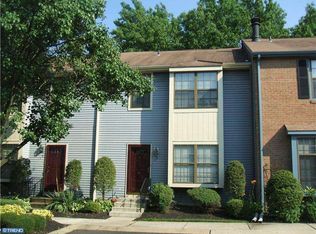 18 Crofton Cmns, Cherry Hill, NJ 08034