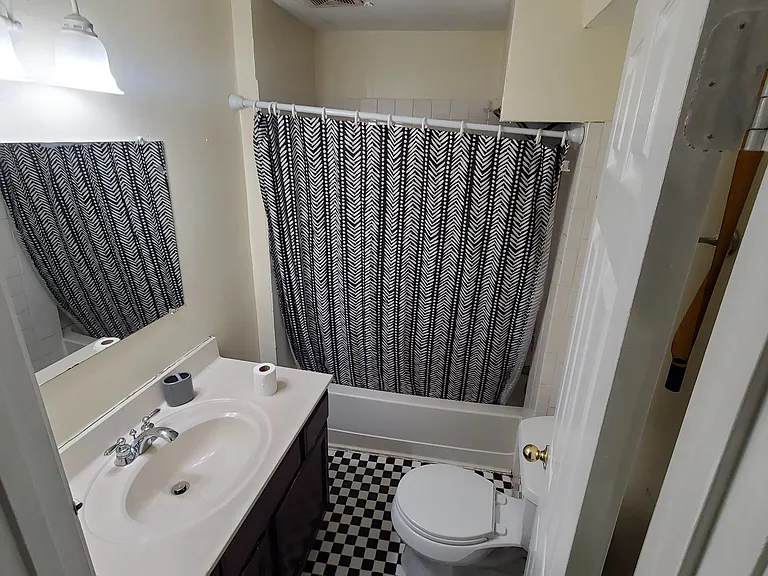 1014 Moreland Ave — Photo 6