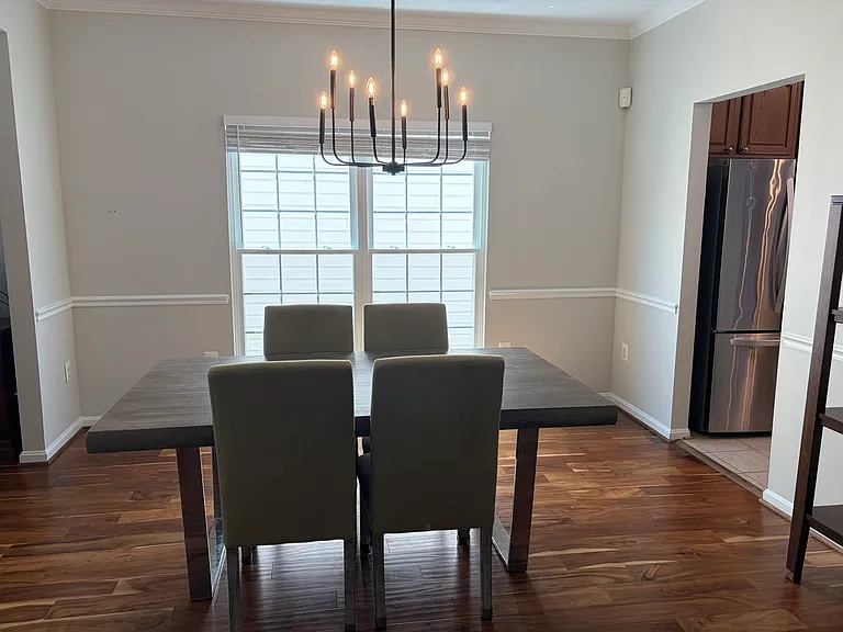 9 Azalea St — Photo 4