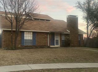 1110 Southwood Ct, Lewisville, TX 75067