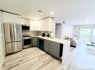 8220 SW 24th St APT 4104, North Lauderdale, FL 33068