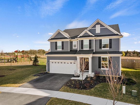 3rd image of 201 Kennedy Dr