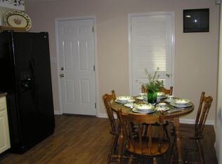 6152 10th St, Zephyrhills, FL 33542