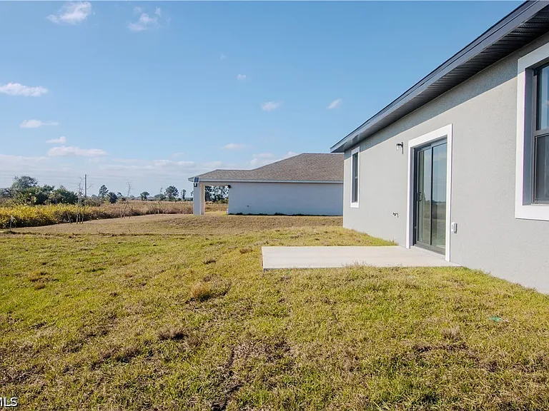 9004 W Justice Cir — Photo 39