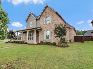 401 Duke Ct, Flowood, MS 39232