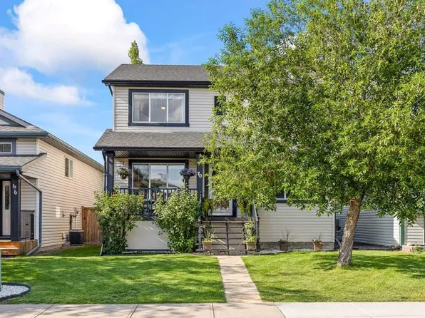 70 S Creek Springs Rd NW, Airdrie, AB T4B 2V5