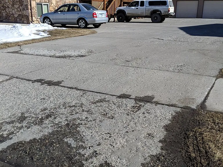 406 S 20th Ave — Photo 2