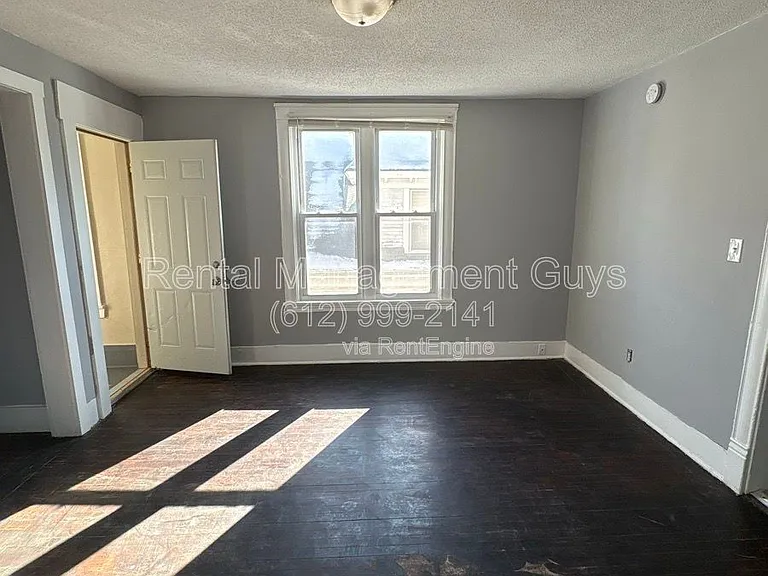 2931 Bryant Ave N #2 — Photo 47