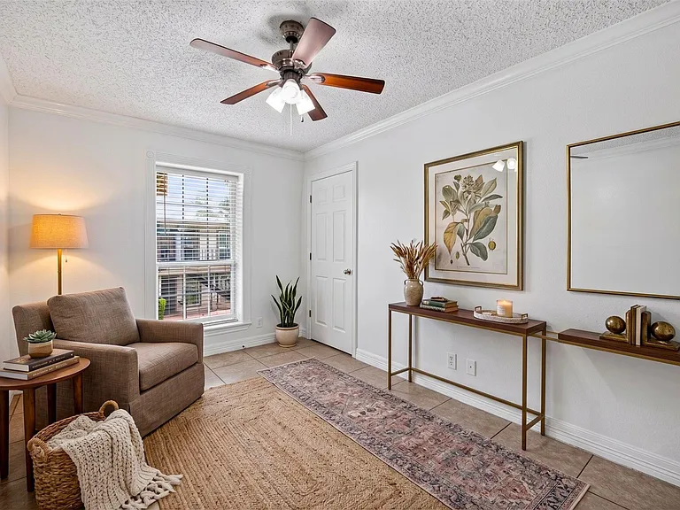 1220 Shadowdale Dr #6 — Photo 24