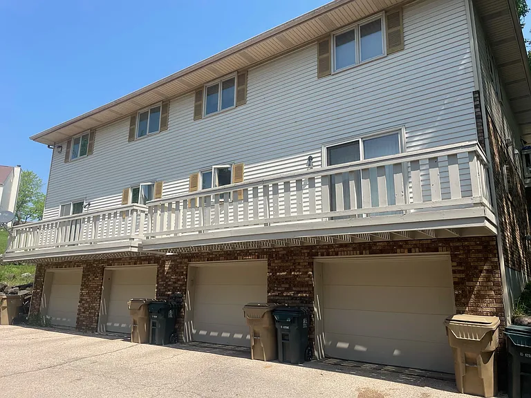 Some Units Have a 2nd Balcony