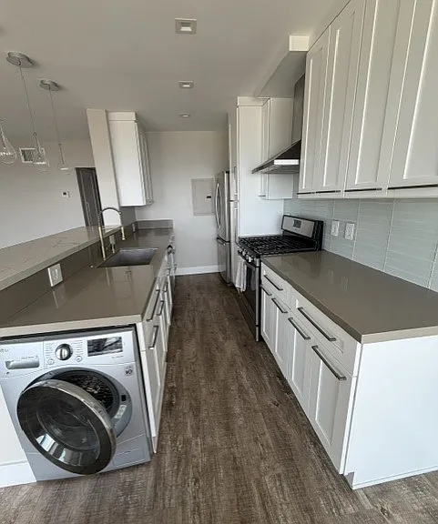 694 N Coast Hwy #5 — Photo 3