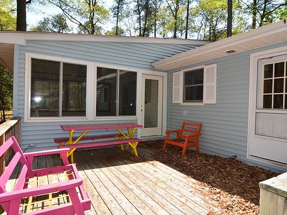 4th image of 23951 Creek Ln