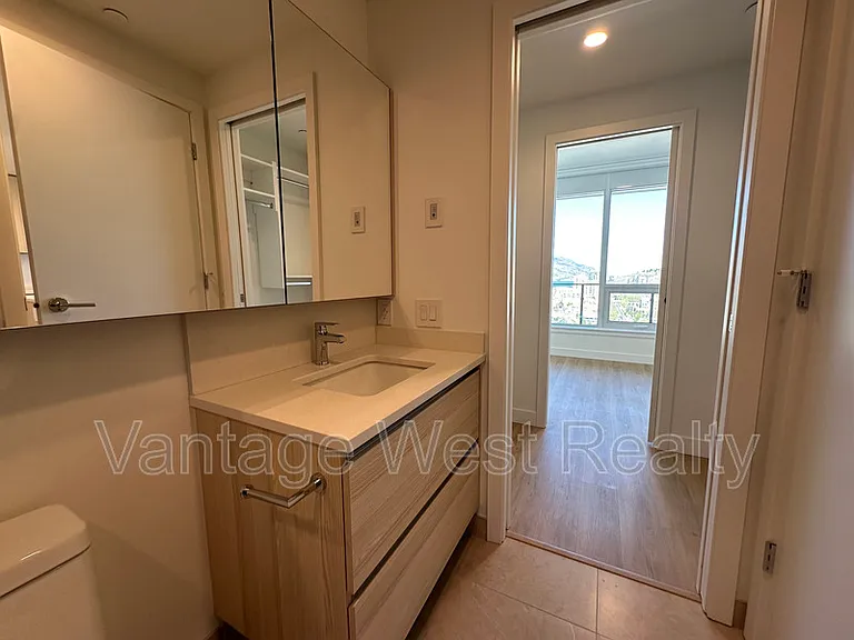 1626 Water St #1901 — Photo 12