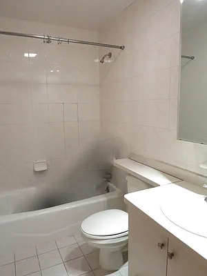 Rented by Bohemia Realty Group | media 59